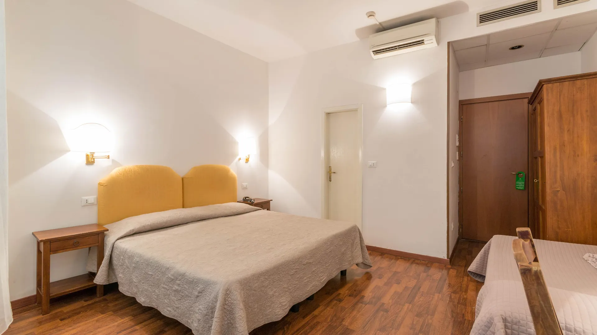 Hotel Rex Florence 3*,