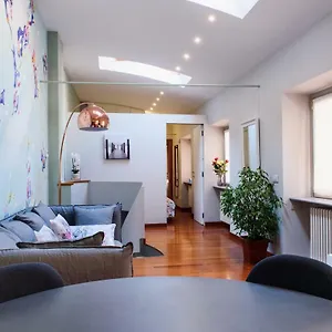 lora-center-apartment.it-lombardy.com/